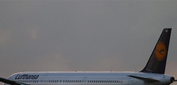 Airbus A321 von Lufthansa: Vom Blitz getroffen.
