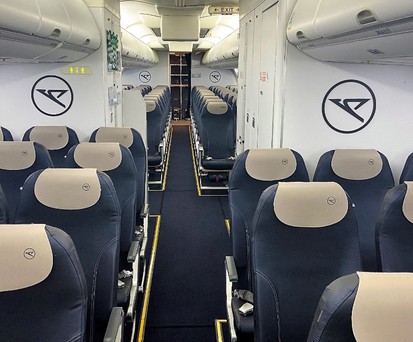 Die modernisierte Kabine einer Boeing 757 von Condor: Die Fluggesellschaft erneuert bei einem Großteil der Mittelstreckenflotte die Kabine.