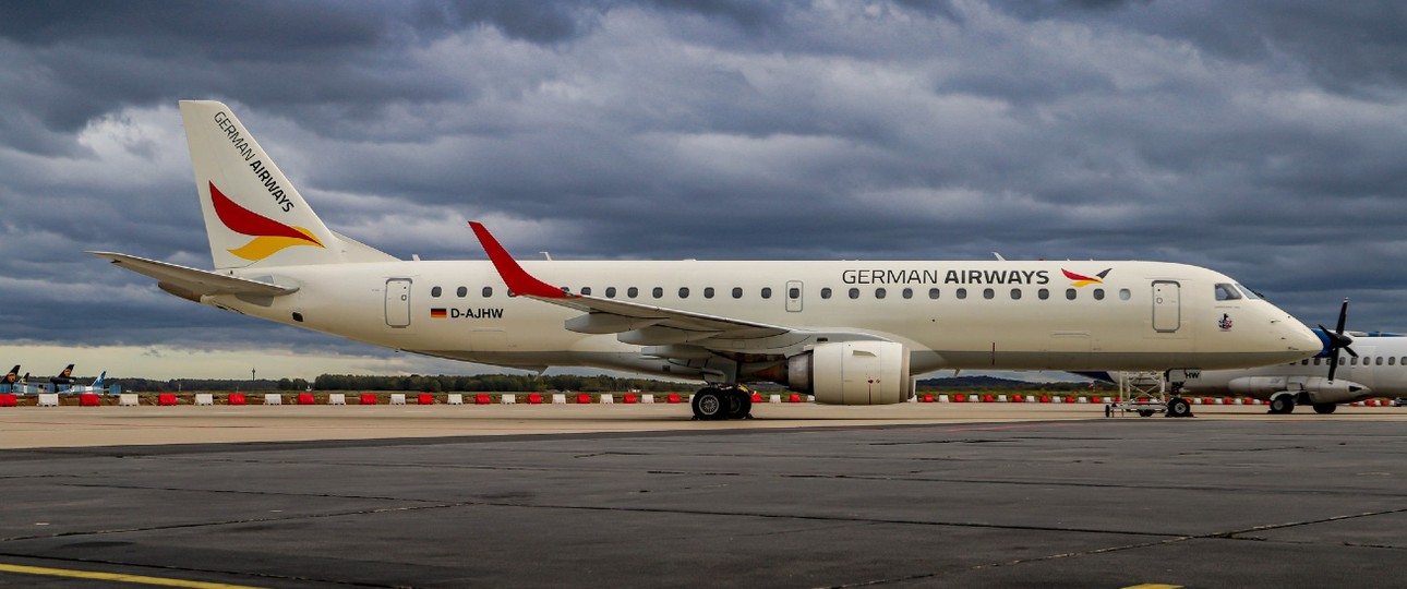 Embraer E190 von WDL Aviation: Vermarktet als German Airways.