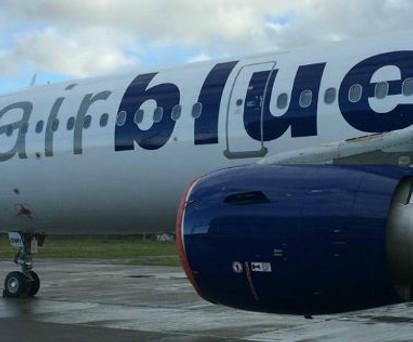 Airbus von Airblue: Private pakistanische Anbieter profitieren von den Streiks bei der Nationalairline.