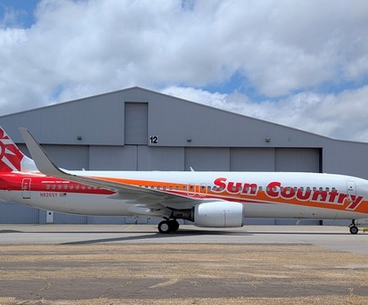 Die Retrolackierung auf der Boeing 737 von Sun Country Airlines: Erinnert an die Anfänge der Fluglinie.