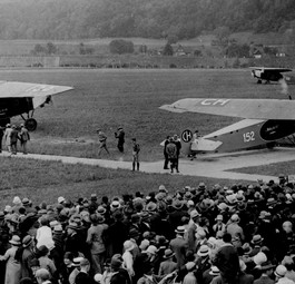 Der Vorgänger auf Schweizer Seite: Der Flugplatz Basel-Sternenfeld in Birsfelden, hier im Jahr 1928.