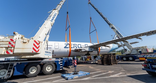 Airbus A300 Zero G am Flughafen Köln/Bonn: Die Zero-G wird nach zehn Jahren am Airport zerlegt.