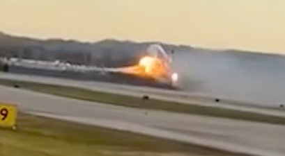 MD-11 kurz vor dem Abheben: Das Flugzeug verlor ein Triebwerk