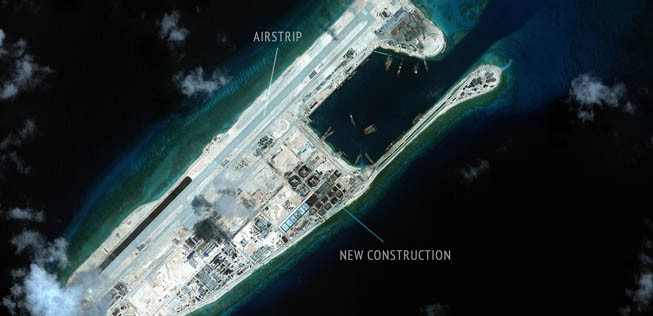 Das Riff Fiery Cross: China baut auf den Spratly-Insel Flughäfen.