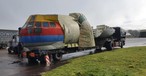 Transport der vorderen Teile von Super Guppy und Boeing 747.