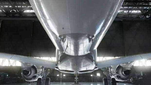 Zum Start braucht der Mitsubishi Regional Jet eine Piste von mindestens 1490 Metern Länge. Den Schub verleihen ihm zwei Pure Power 1200G-Triebwerken von Pratt &amp; Whitney.