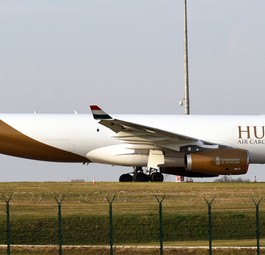 Airbus A330 F der Republik Ungarn: Von Wizz Air betrieben.