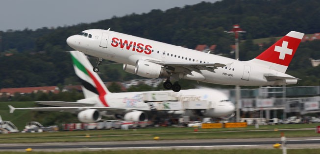 Swiss und Emirates in Zürich: Die Airlines sind keine Freunde.