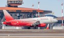 Superjet 100 von Rossiya: Die Airline kämpt mit Personalproblemen.