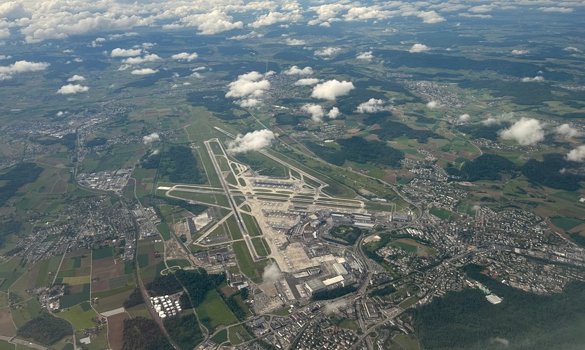 Flughafen Zürich: Aktuell sind weniger Anflüge möglich.