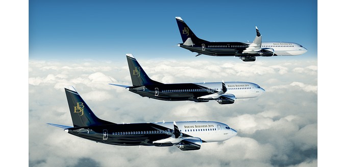 Boeing BBJ737 Max: Der amerikanische Hersteller bietet die 737 auch in der neusten Variante als Boeing Business Jet an. Nachdem zwei erste Exemplare auf Basis der 737 Max 8 ausgeliefert worden sind, bremste das weltweite Grounding des Problemfliegers das Projekt aus. Noch immer ist unklar, wann die 737 Max wieder zugelassen wird. Doch weiterhin arbeitet Boeing auch an BBJ-Ableger auf Basis der kürzeren 737 Max 7 sowie der längeren 737 Max 9. Eigentlich sollten diese bis spätestens 2020 ausgeliefert werden. Genauso wie über die Rezertifizierung des Basismodells schwebt auch über die neuen 737 BBJ weiterhin ein großes Fragezeichen.