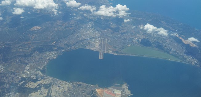 Marseille aus 11.000 Meter Höhe.