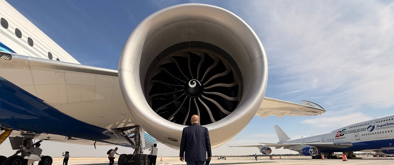Blick ins Triebwerk der Boeing 777X: Ein Blickfang.