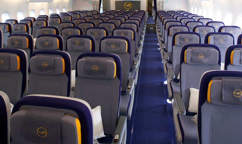 Die Economy-Kabine eines Airbus A380 von Lufthansa: Kann man sich hier künftig hinlegen?