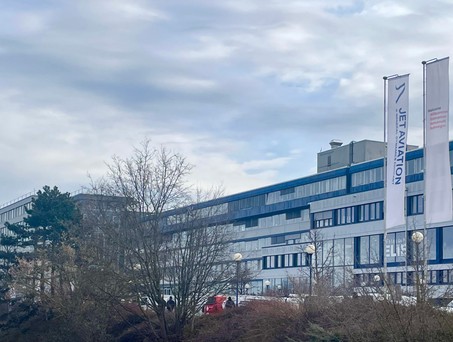 Swiss gebauede basel flughafen