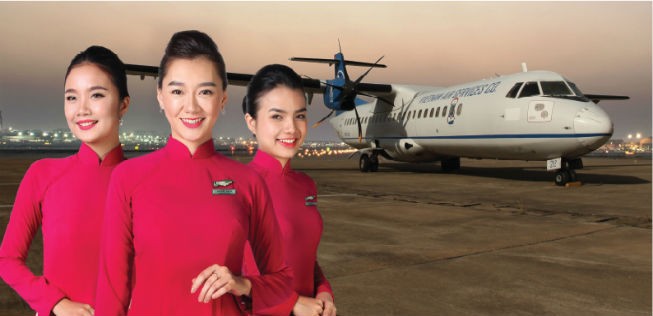 Flugbegleiterinnen von Skyviet Air: Die Airline bleibt als Tochter von Vietnam Airlines zu 51 Prozent in staatlicher Hand.
