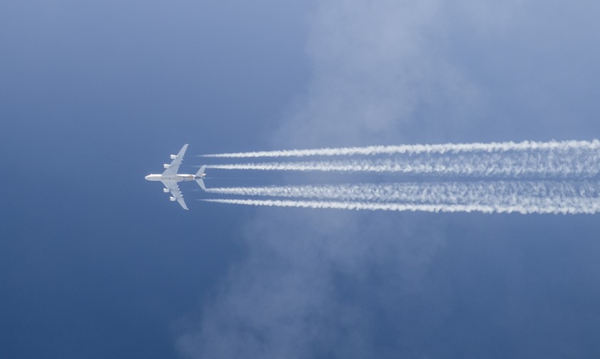 Jet auf dem Weg nach London: Vielflieger sollen in Großbritannien mehr zahlen.