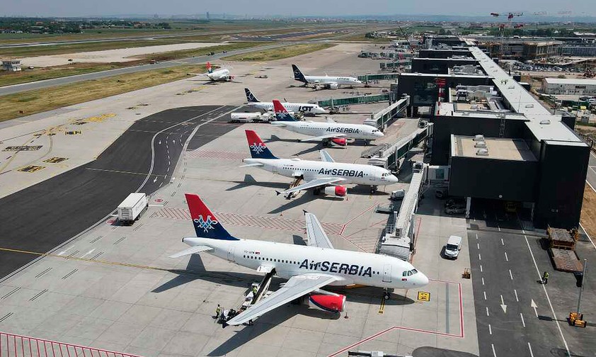 Flughafen Belgrad: Ausbau und Ausbaupläne.