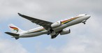 Airbus A330-200 von Tibet Airlines: Zuerst fliegt die Maschine zu Testzwecken von Lhasa nach Chengdu und Peking.