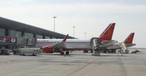 Flugzeuge von Air India am Flughafen: Alles soll überprüft werden.