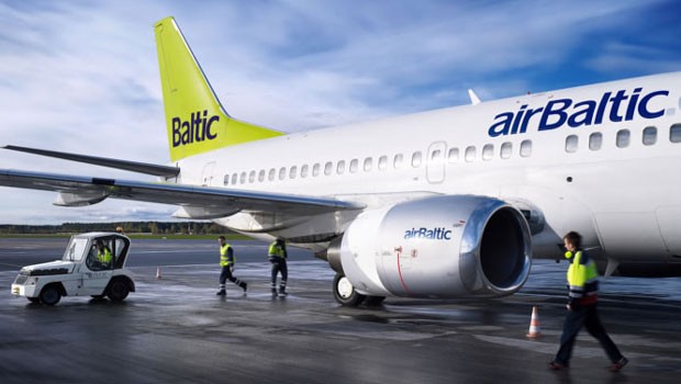 Warum einige Flieger am Boden blieben, verriet Air Baltic nicht.