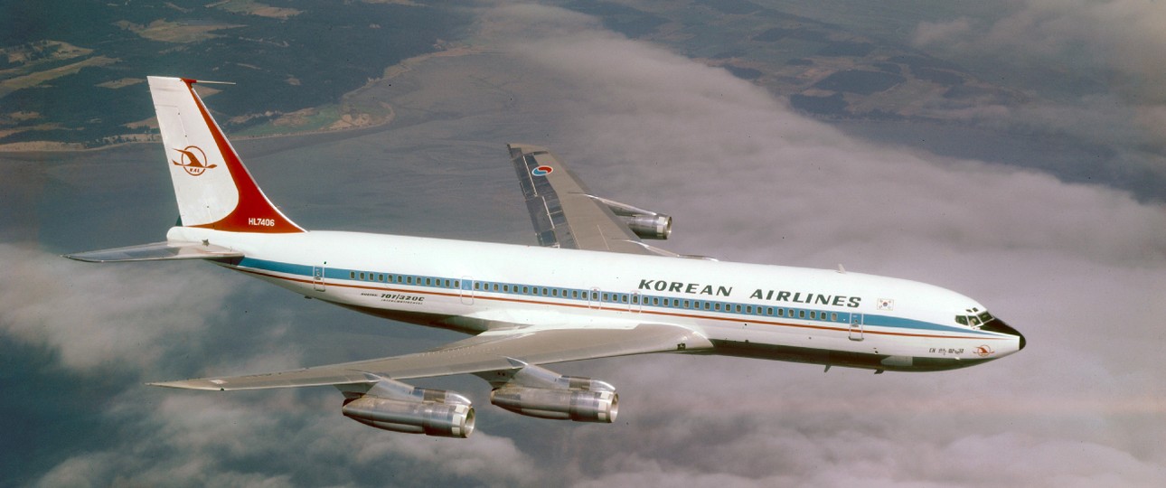 Boeing 707 von Korean Air, eingesetzt auf dem ersten Passagierflug ...