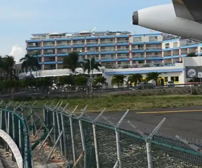 Ungleicher Kampf: Frau gegen A320