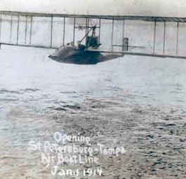 Dieses Flugzeug absolvierte den ersten Passagierflug.