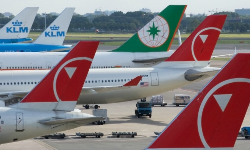 Bei der Gestaltung der Heckflossen werden viele Airlines richtig kreativ: Können Sie die Flossen den Fluggesellschaften zuordnen?