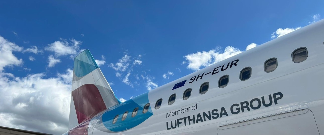 Eurowings-Airbus: Der Airbus trägt jetzt auch den Schriftzug Member of Lufthansa Group.