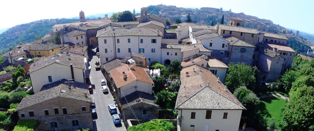 Perugia von oben: Mit Fly Marche nicht mehr zu sehen.