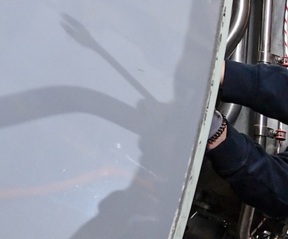 Arbeit an einem Triebwerk: Es brodelt bei den Technikerinnen und Technikern von Lufthansa.
