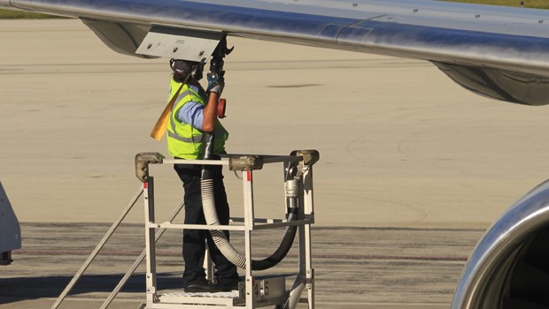 Betanken eines Jets: Im Iran nicht mehr möglich.