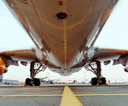 Boeing 767 von Condor: Passagiere nach Cancún, Pakete nach Cork.