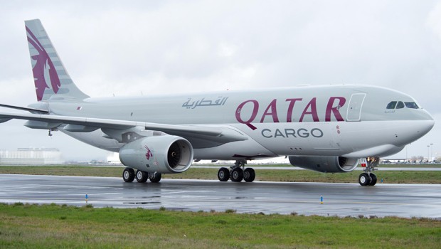 Qatar kauft für seine Frachtaktivitäten fünf weitere Airbus A330-200F. Neben der festen Bestellung sicherte sich die Airline auch Optionen für acht weitere Maschinen. Gesamtwert: 2,8 Milliarden Dollar.