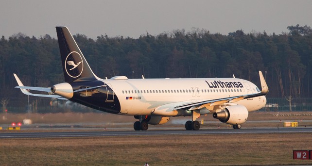 lufthansa d aiun airbus a320