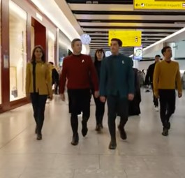 Was eine Star-Trek-Crew in Heathrow zu suchen hatte