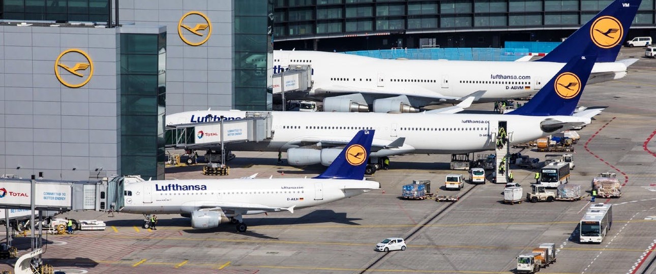 Lufthansa aircraft in Frankfurt: The fleet will be smaller in the future.