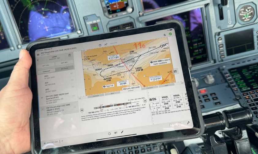 Das Ziel auf dem Tablet: Im Airbus A319 ...