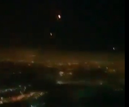Raketen gegen Tel Aviv: Aufgenommen aus einem landenden Flugzeug.
