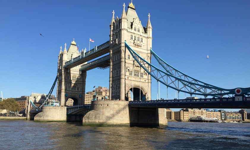 Ganz schlecht sieht es in London aus. Die Ticketverkäufe aus dem Ausland zur Destination liegen gemäß Forward Keys im Juli und August bei 14,2 Prozent von 2019.