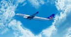 Ein Air-Anka-Jet in einem Herz aus Wolken: Veröffentlicht zum Valentinstag.