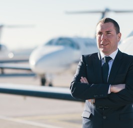Globe-Air-Chef und -Gründer Bernhard Fragner: Erwartet schrumpfendes Geschäft.