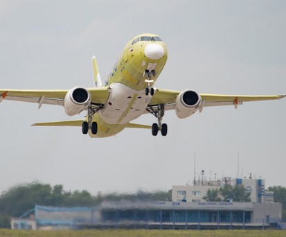 Superjet beim Testflug: Das Programm ist gestartet.