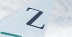 Heckflosse eines Dreamliners von Zipair: Das Logo kann falsch verstanden werden.