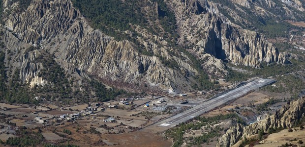 Schwieriges Fluggebiet: In Nepal gibt es extremes Wetter, gebirgiges Gelände und wenig Infrastruktur.