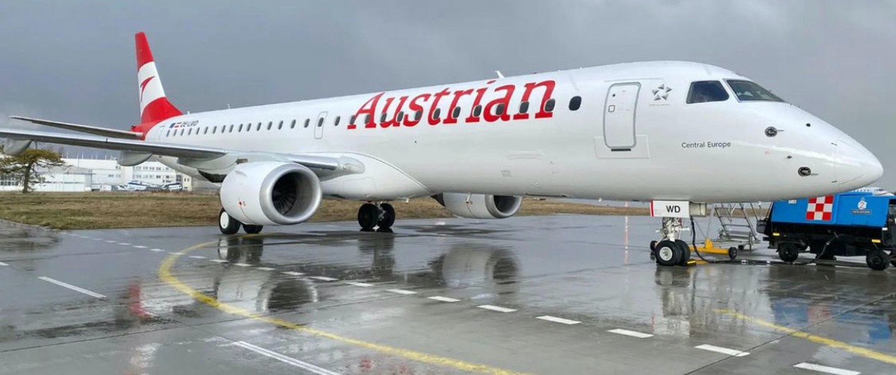 Embraer E195, Kennzeichen OE-LWD: Trägt nun Austrians neues Kleid.