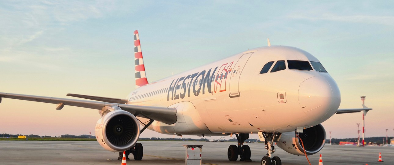 Jet von Heston Airlines: Die Fluglinie aus Litauen gehört zu den Wet-Lease-Partnern von Arkia.