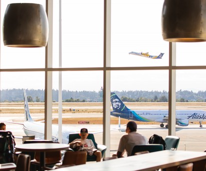 Alaska Airlines: Jetzt kann man auf verschiedene Weise Meilen sammeln.